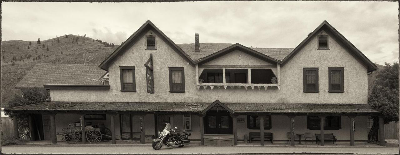 The Inn At Spences Bridge Exteriör bild